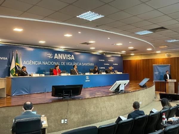 Anvisa aprova uso emergencial das vacinas CoronaVac e AstraZeneca no Brasil