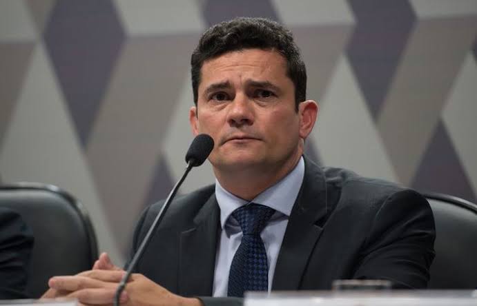 Moro pede demissão do governo